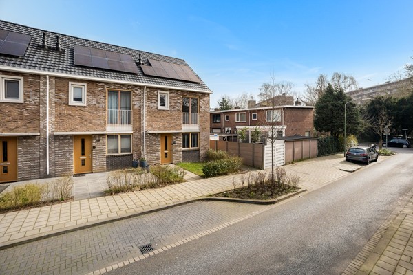 Johannes Vermeerstraat 18, Dordrecht-5.jpg